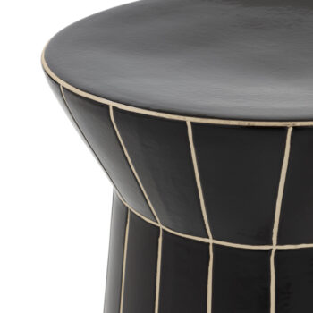 Taburete decorativo negro contemporáneo