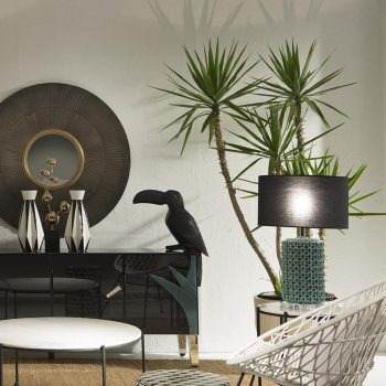 lámpara de sobremesa cerámica verde diseño artesanal para interiores con encanto