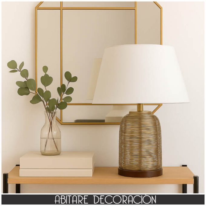 lámpara dorada elegante para salón y dormitorio